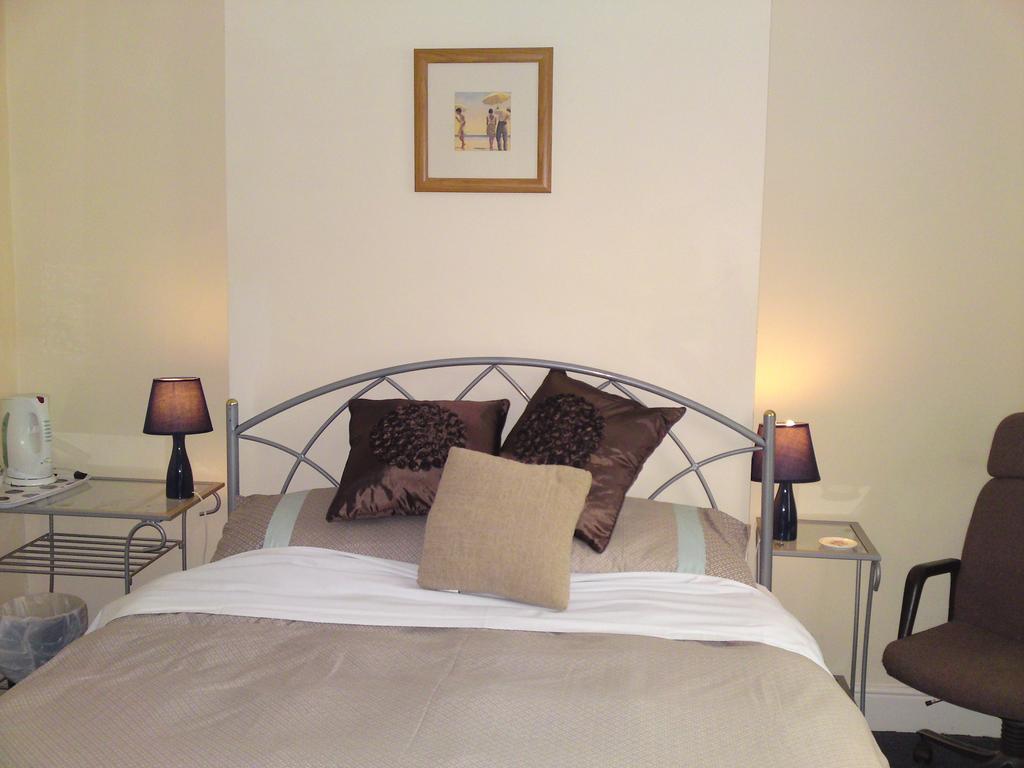 Crestwell House Bed and Breakfast Eastleigh Δωμάτιο φωτογραφία